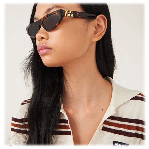 miu miu glimpse sunglasses coffee